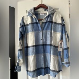 NWT. Plaid Sweatshirt.